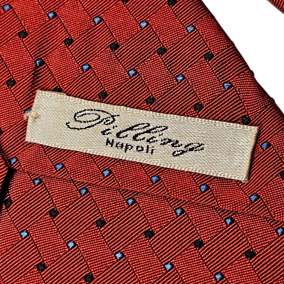 PILLING TIE - Picture 9 of 12